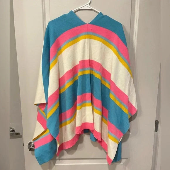 JB by Julia Brown Poncho Small - Picture 3 of 3